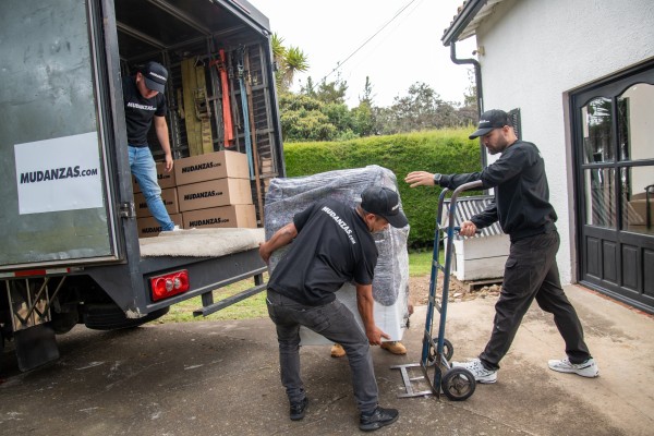 Guía para cargar, transportar y descargar en mudanzas domésticas en Colombia
