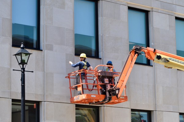 Comprender los permisos de trabajo y las opciones de visa para trabajadores calificados en Canadá